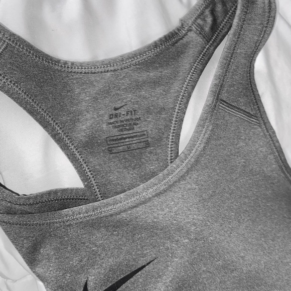 Nike Athletic Sports Bra - Picture 3 of 3